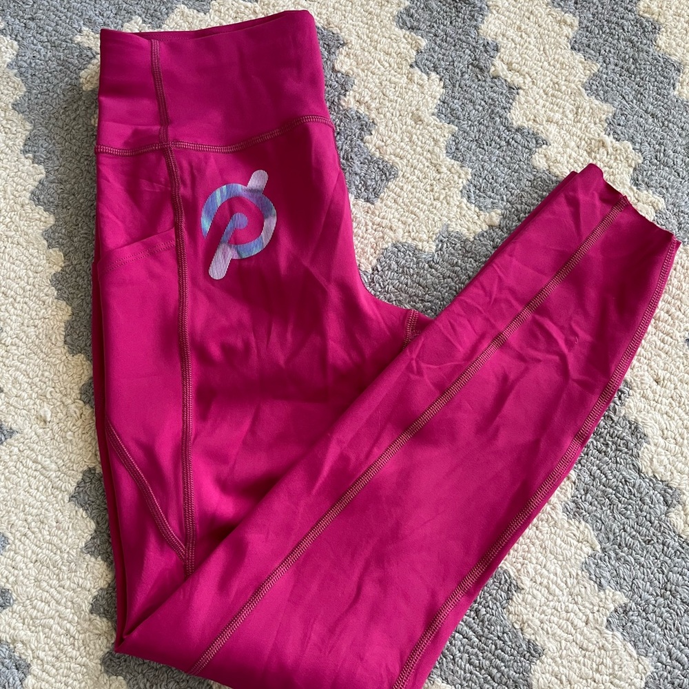 Peloton brand athletic tights. Size M